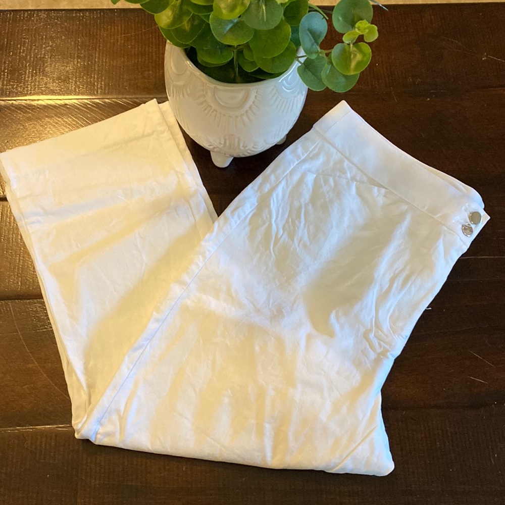 Chicos Pull On Cropped Pants - image 1